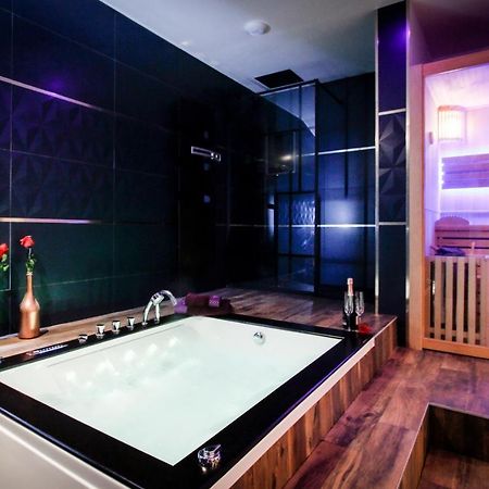 L'écrin champenois - Suite avec balnéo et sauna privés Châlons-en-Champagne Extérieur photo